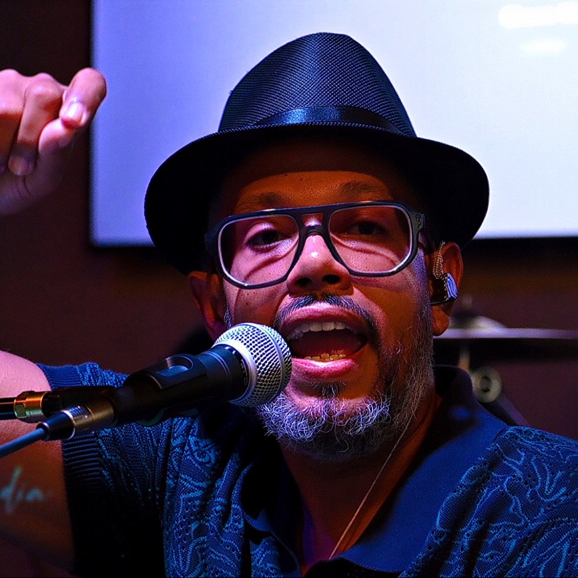 LytSkyn singing during a performance
